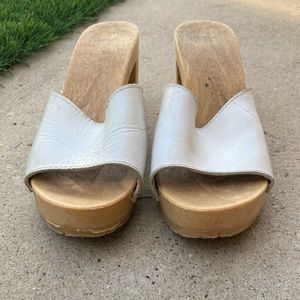 Vintage Clog Sandals